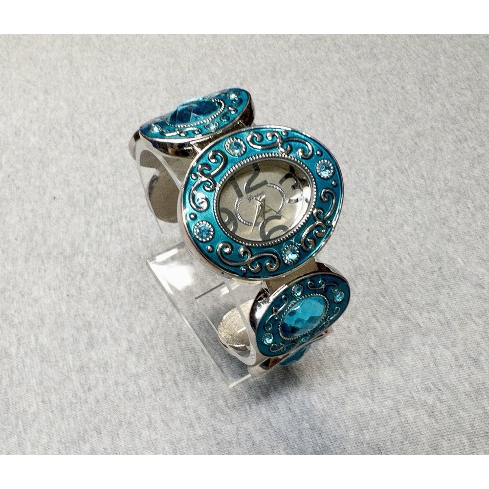 Geneva Platinum Aqua Jeweled Scrollwork Design Silver Tone New Battery